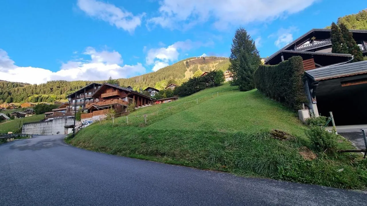 Apartment Les Chalets Du Petit Chatel