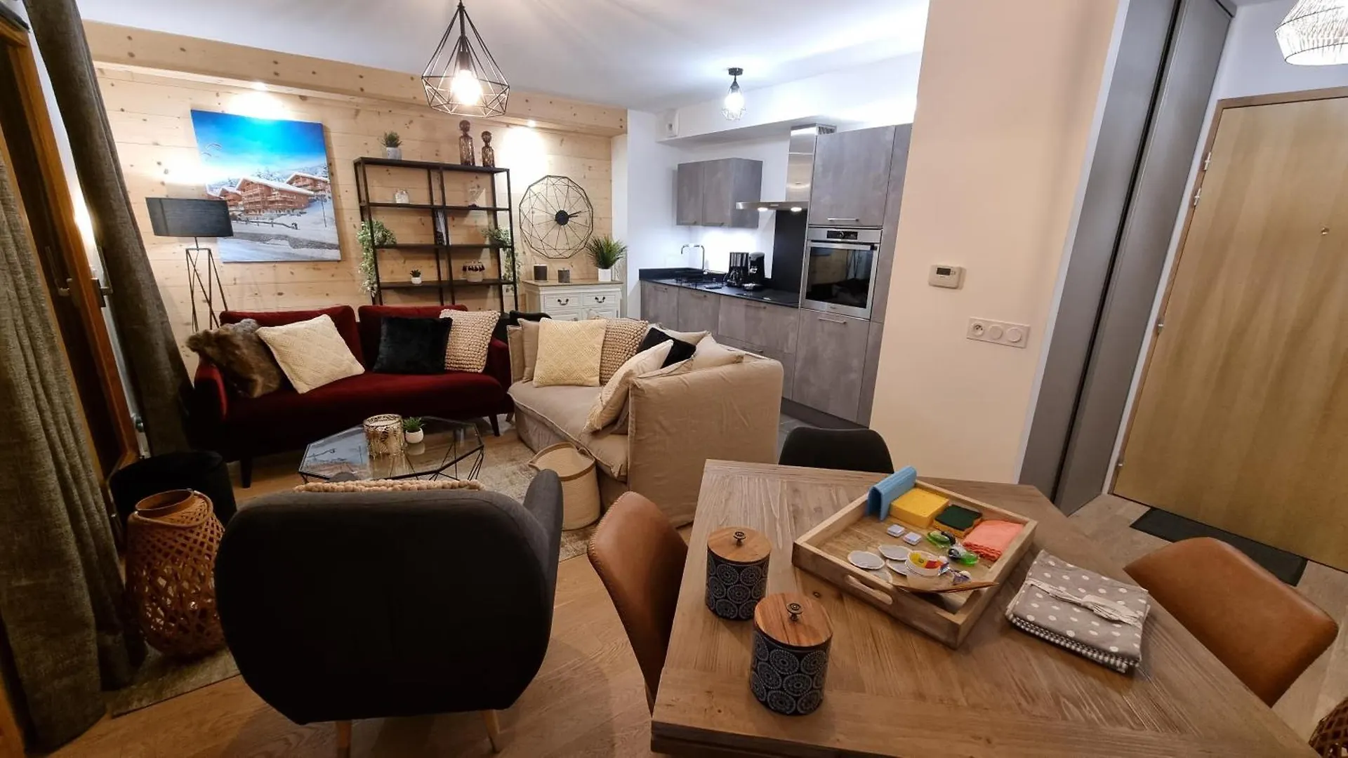 Les Chalets Du Petit Chatel Apartment