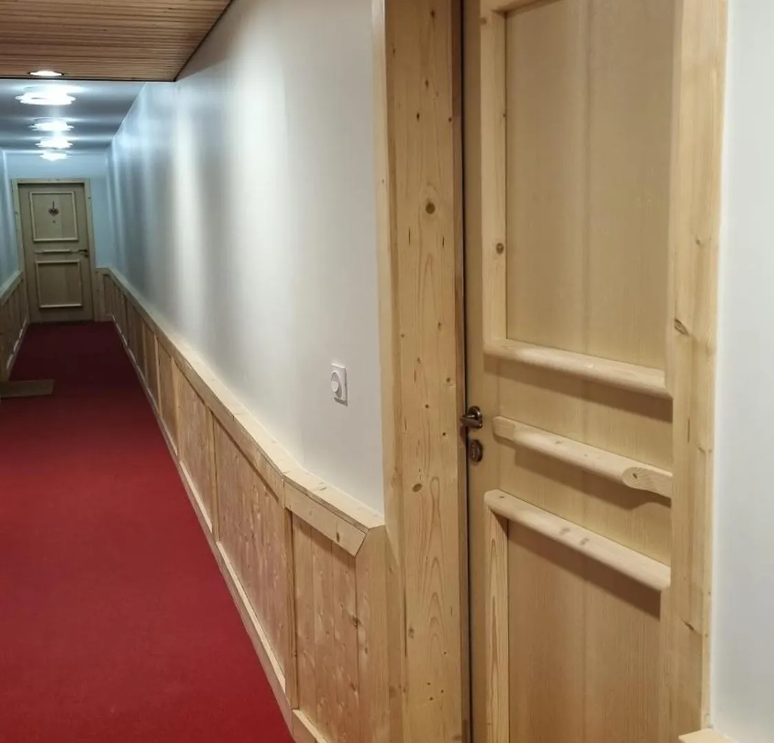 Apartment Les Chalets Du Petit Chatel